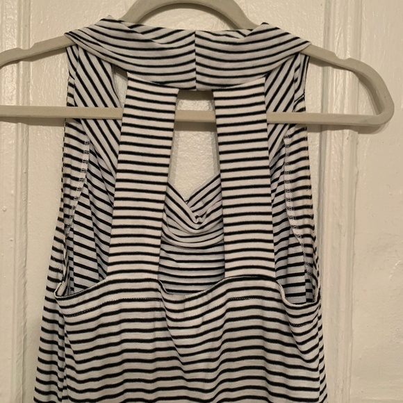 Black & White Striped Dress - Picture 4 of 8